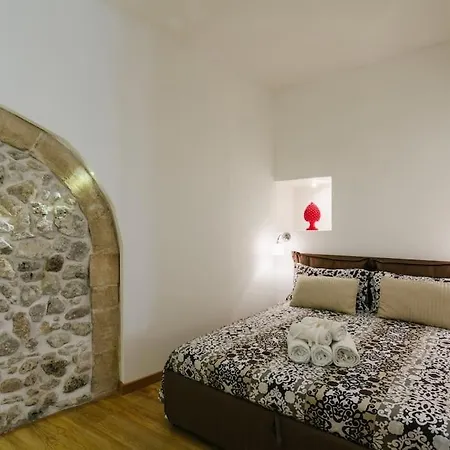 Giudecca Mia Syrakusa